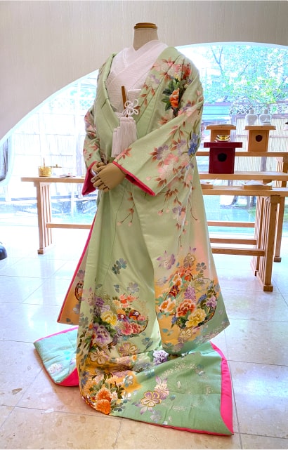 雅やかな日本の花嫁衣裳