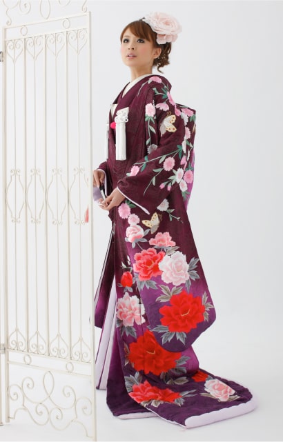 雅やかな日本の花嫁衣裳